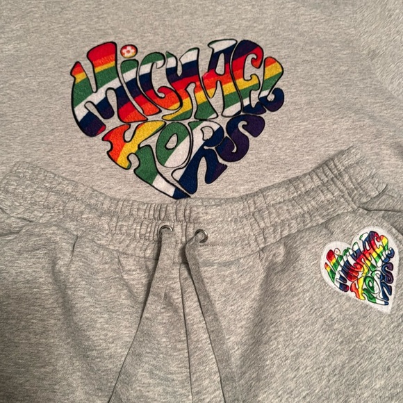Michael Kors Rainbow Collection 2pc Short set Tshirt & Jogger Shorts Grey EUC - Picture 2 of 16